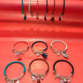 1342  pulseras al azar