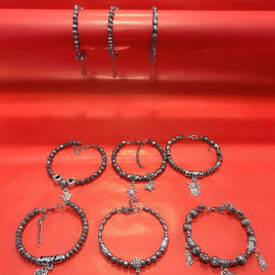 1358 pulseras al azar oferta