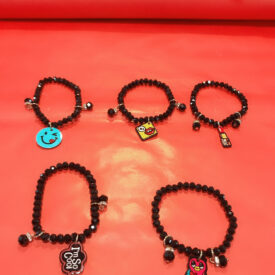 1365 pulseras solo al azar
