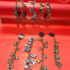 1394 pulsera solo al azar