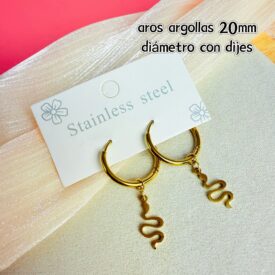 9832 aros argollas  (CAMBIO 15MM) acero dorado con dijes SERPIENTE YG318